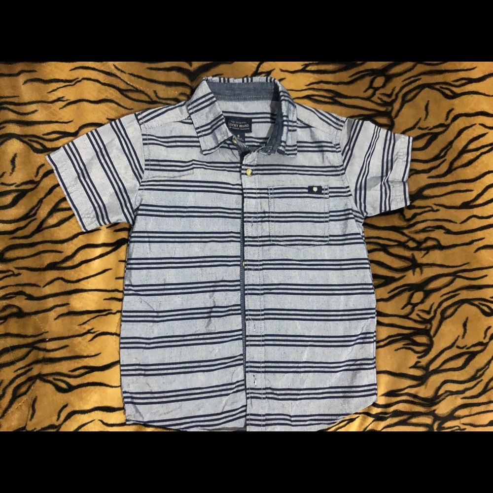 Lucky Brand🍀 button down shirt size 6